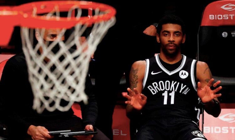 Irving y Nets detienen racha perdedora mientras esperan a Durant