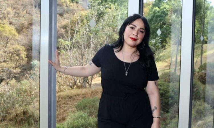 Carla Morrison hara transmision el 14 de Febrero