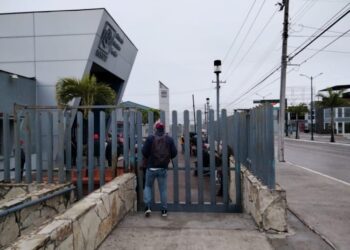 ISSSTE-Tampico niega servicio a derechohabientes se inconforman