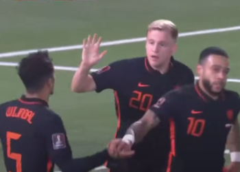Países Bajos se acerca a la normalidad en estadios