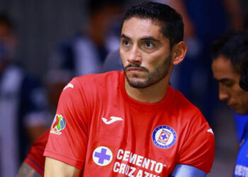El presidente de Vigilancia de Cruz Azul está en pláticas con Orbelín y Jesús Corona