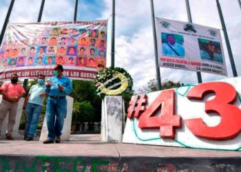 México obtiene parte de expediente de EU sobre caso Ayotzinapa