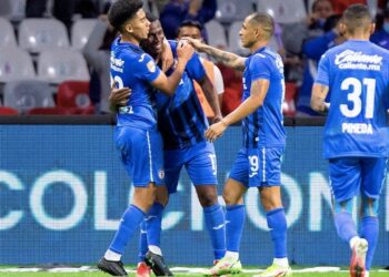 1-0. Cruz Azul saca provecho de unos cabizbajos Xolos