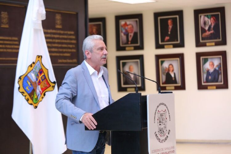 Diputados gastan 30 millones en 6 meses