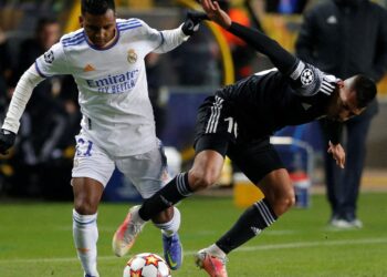 El Real Madrid sella su pase a octavos
