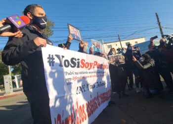 PAÍS Periodistas protestan afuera de La Mañanera en Tijuana