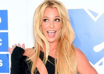 Britney Spears firmó contrato para contar su vida en un libro