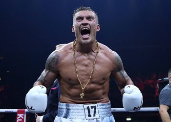 Oleksandr Usyk abandona la guerra de Ucrania para la revancha contra Anthony Joshua