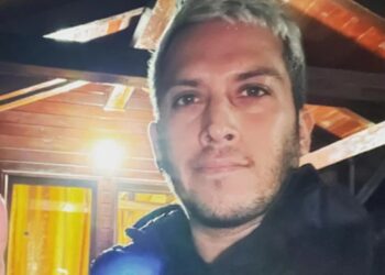 El youtuber Alex Tienda logró salir de Ucrania, ahora se encuentra en Rumania