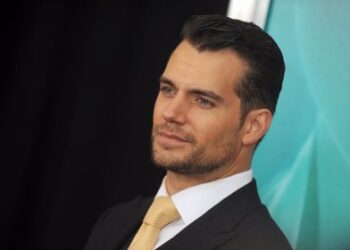 Henry Cavill le diría adiós a Superman para unirse a Marvel