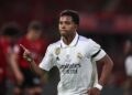 El PSG Apunta a Rodrygo Goes Como Respuesta a la Posible Salida de Mbappé