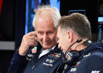 Helmut Marko elogia a Alonso y habla del dominio de Verstappen en la Fórmula 1