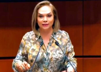 «Senadora de Morena Ascendida en Pemex, Aunque no Presta Servicios a la Empresa»
