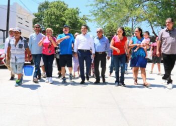 Supervisión de la pavimentación Calle Pensamiento, Col. Héroe de Nacozari