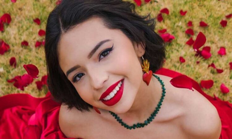 Ángela Aguilar despeja rumores