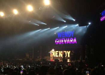 Wendy Guevara prende la Fiesta y hace historia en el teatro Metropólitan