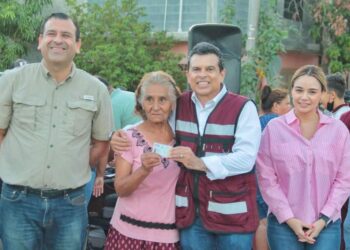 Mantienen Lalo y Lucy un gobierno cercano a la gente.