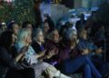 Conviven Américo Villarreal y María Santiago con familias en concierto por Día de Reyes