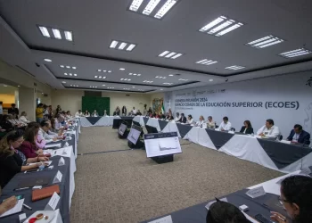 Participa la UAT en primera reunión del ECOES 2024 para fortalecer la educación superior en Tamaulipas