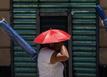 Mueren cuatro personas  por golpe de calor
