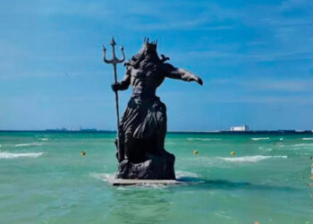 Sin permisos, cierran acceso a la estatua de Poseidón en Yucatán