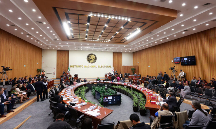 Declara INE rebase de gastos de Alcalde electo de ÁO