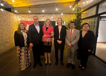 La UAT y la Embajada de Australia fortalecen su cooperación académica y de investigación
