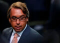 Deja Azcárraga Televisa por investigación de FIFA