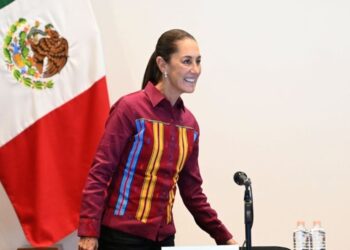 Sheinbaum descarta diálogo con la oposición: ‘Voy a estar dialogando con el pueblo de México’