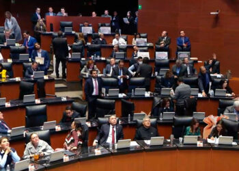 Avala Senado Ley Federal de Derechos